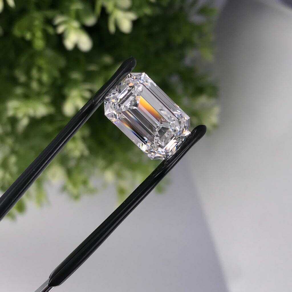 diamond 10 carat emerald 5
