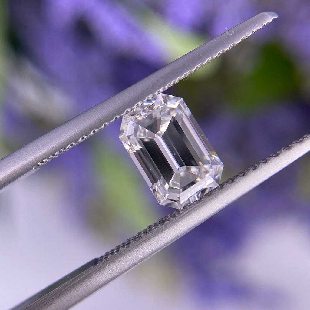 diamond one carat emerald 1