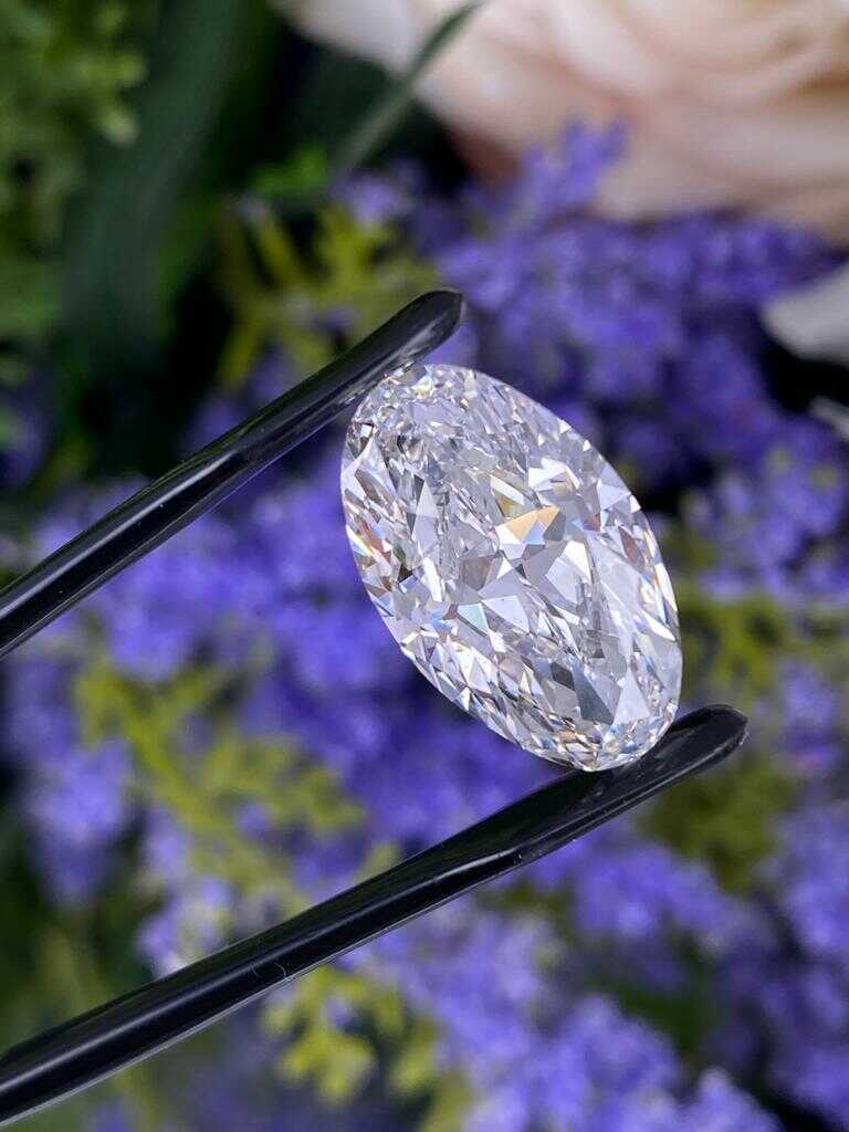 diamond 10 carat oval