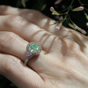 Green-diamond-set-in-ring