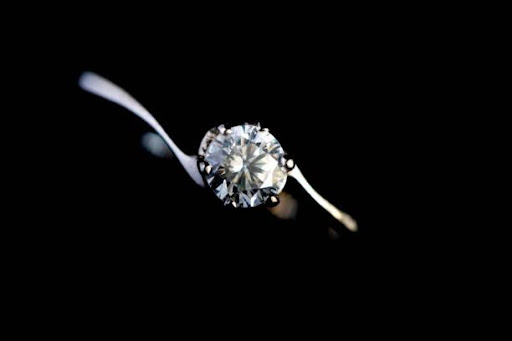 How To Choose Designer Diamond Wedding Jewelry - Diamond Registry